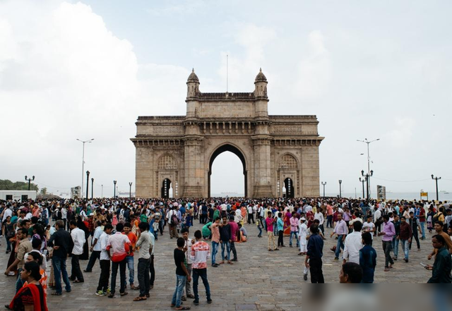 印度人把上海叫东方小孟买，孟买到底有多厉害？放到中国啥水平？-10.jpg
