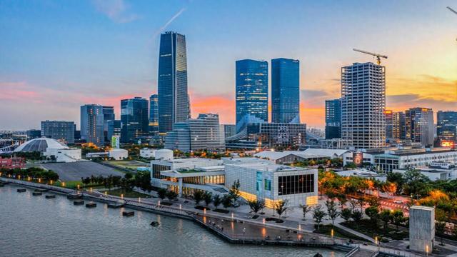 AI浪潮下，上海何以打造“高地”-1.jpg
