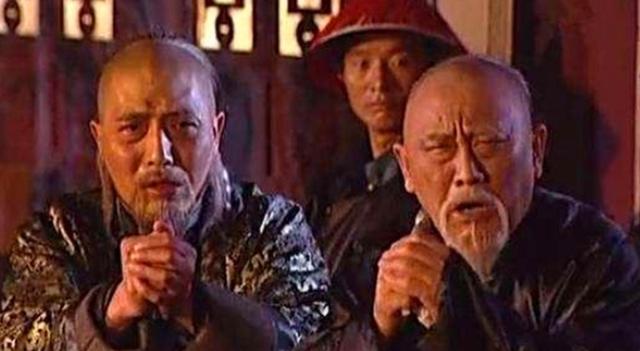 乾隆请3000老人吃饭，为何老人回家后相继离世？他们到底吃了什么-14.jpg