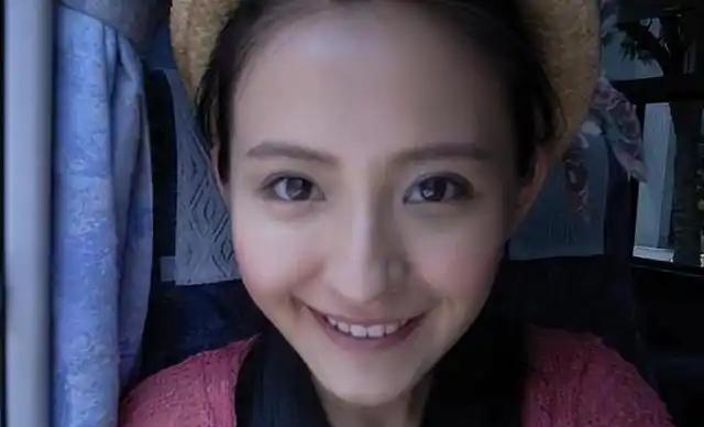 内娱又多了一个娃，38岁女视后“去父留子”，做的比张碧晨还要狠-17.jpg
