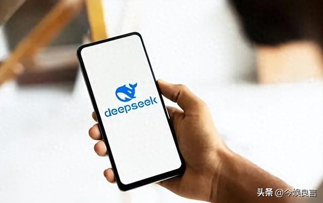 DeepSeek“受害者”出现：大量病人拿AI质疑医生，医生要被替代？-1.jpg