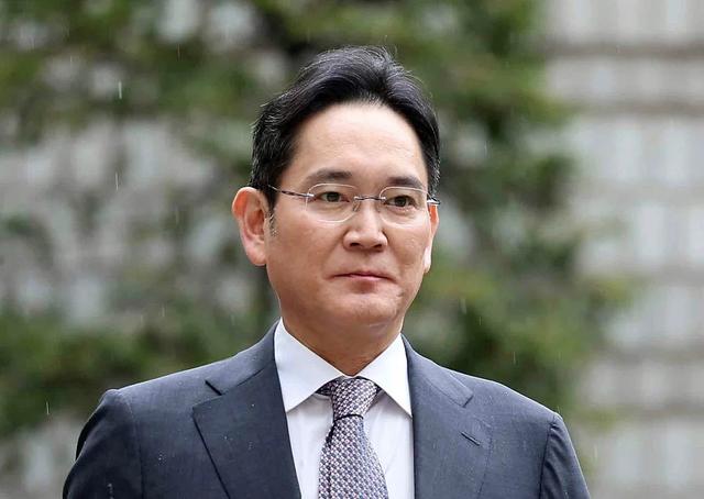 韩国媒体酸了：李在镕在中国笑的比韩国多！原因很简单：三星将死-3.jpg