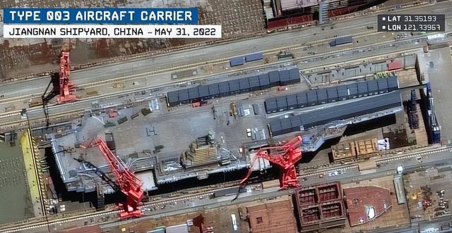 技不如人？中美卫星拍对方航母，美国的一清二楚，为啥中国很模糊-4.jpg