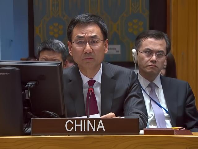 终于签了！卖祖国，咬中方！泽连斯基彻底黑化，特朗普收获满满-11.jpg