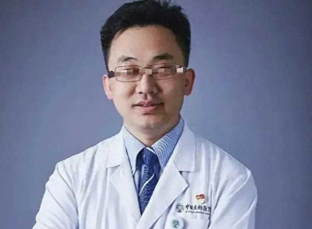 肖飞崩塌主因被扒！妻子举报信的最后一句，才是致命杀手锏-1.jpg