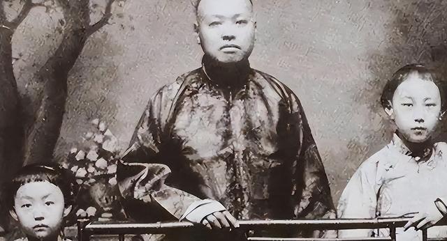 哥哥穷得娶不起，妹妹丑得嫁不出，两人凑合生下一儿子威震天下-5.jpg