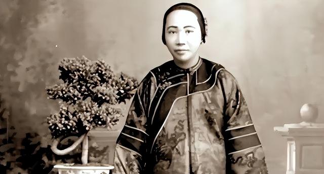 哥哥穷得娶不起，妹妹丑得嫁不出，两人凑合生下一儿子威震天下-8.jpg