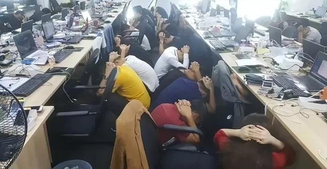 柬埔寨为什么这么乱？东南亚成白人的寻欢天堂，美国是罪魁祸首-16.jpg