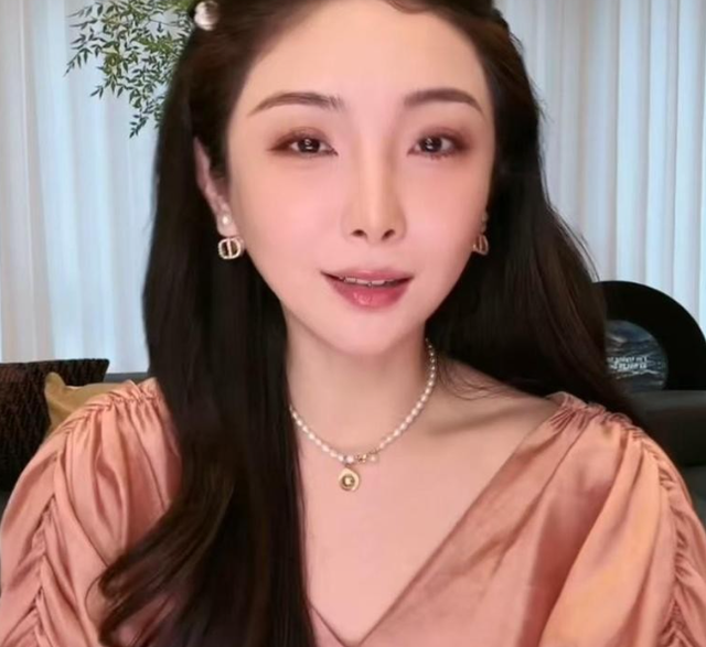 “买英国精子生3娃”的山东女人，7年后现状曝光：她后悔了吗？-27.jpg