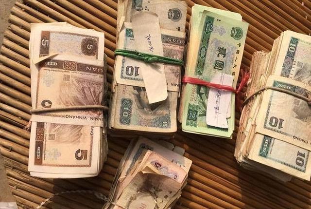 王传福15岁成孤儿，嫂子卖嫁妆供上学，今身价千亿把嫂子宠成公主-5.jpg