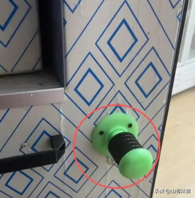 老板娘被困冷库获救后续：当场立誓认弟，还送出股份，每年拿分红-3.jpg