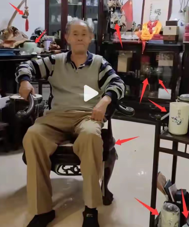 纸包不住火！南博前院长徐湖平 家中成堆古董曝光，竟只有高中学历-10.jpg