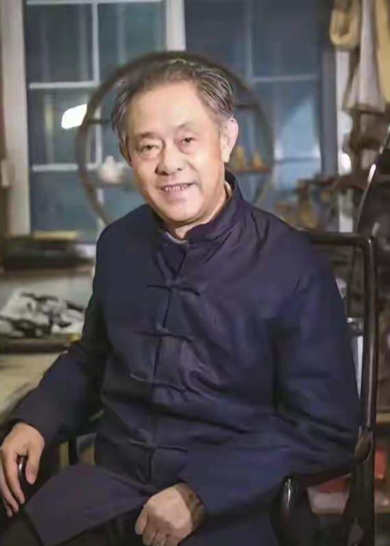 纸包不住火！南博前院长徐湖平 家中成堆古董曝光，竟只有高中学历-23.jpg