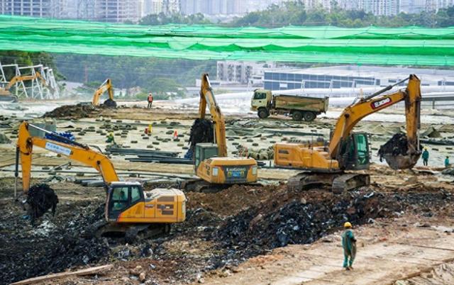 深圳重挖 110 米垃圾山，把欧美看呆了：中国已经陷入“垃圾荒”了-1.jpg