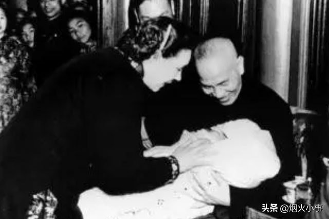 一个尼姑还俗，改嫁大22岁的财主，生下一个名震国内外的总统-16.jpg