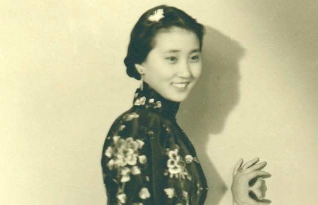钱学森36岁还未婚，妹妹钱学英帮他相亲，他却说：要不你嫁给我吧-8.jpg