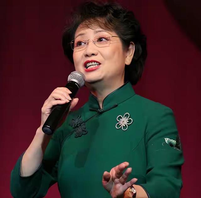 越闹越大！李维康去世仅1天，私生活被扒底朝天，女儿也被牵连-3.jpg