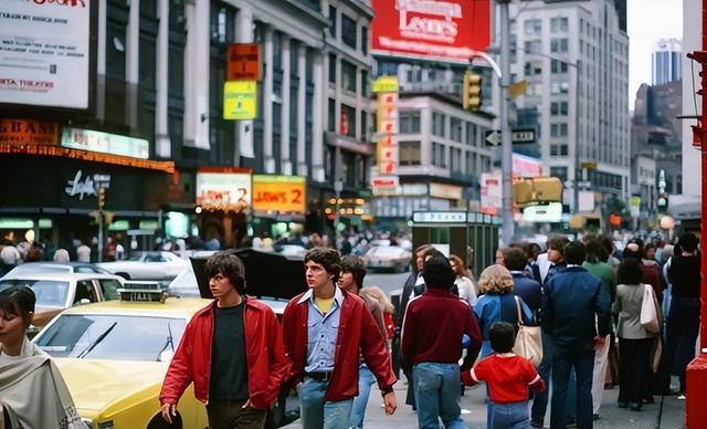 美国人的屁股为何人均一米宽？喂牲畜的饲料，全吃到了百姓的身上-15.jpg