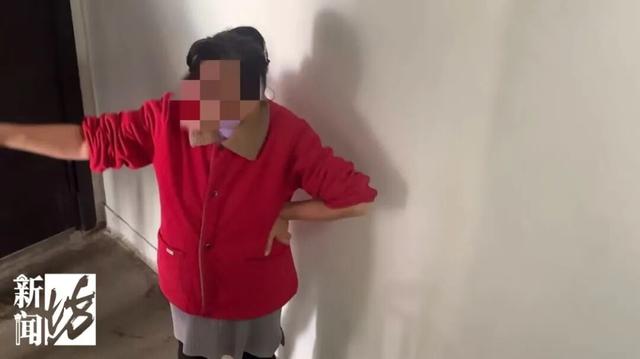 上海九旬阿婆被女儿拒之门外，吃喝拉撒全都在楼道里！邻居看不下去了-8.jpg